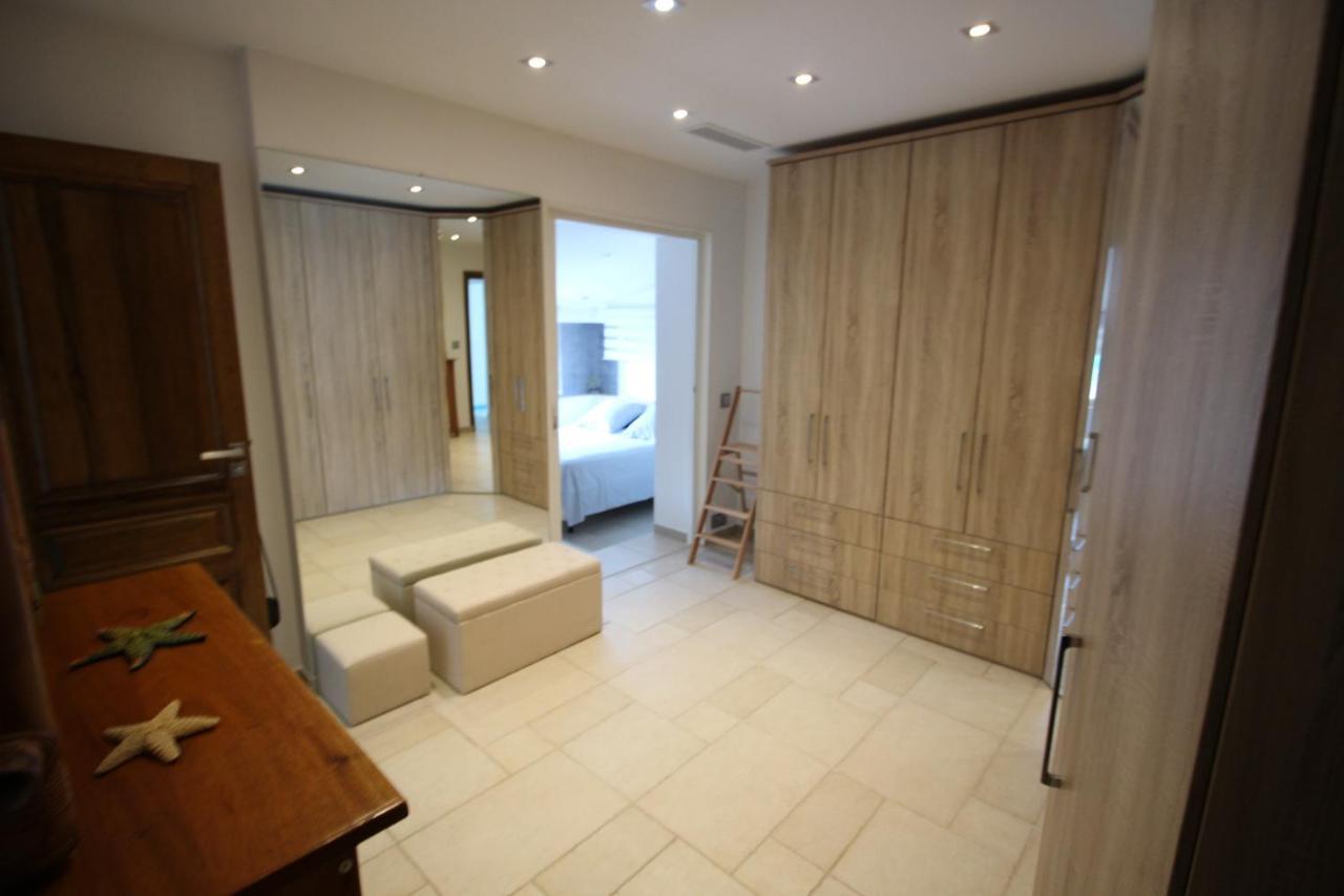 Villa Jalna Chambre, Suites Et Appartement Roquefort-les-Pins Extérieur photo