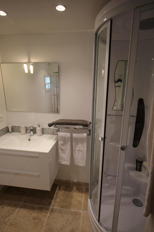 Villa Jalna Chambre, Suites Et Appartement Roquefort-les-Pins Extérieur photo